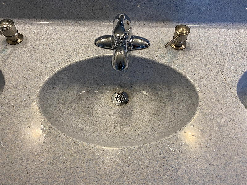 The sinks at the Jonestown / Hershey NE KOA campground are operated manually. You have to touch the handle to turn the water on and off.